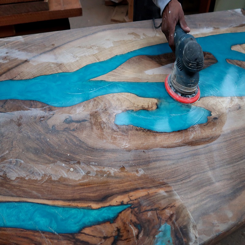 resin with hands